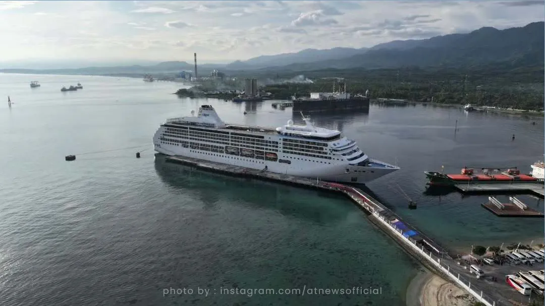 Celukanbawang Port Tour Packages