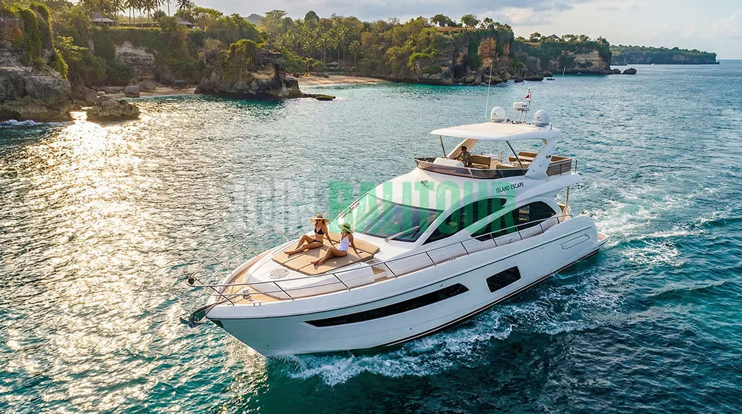 Private Yacht Charter Bali – Luxury Snorkeling & Fishing Experience