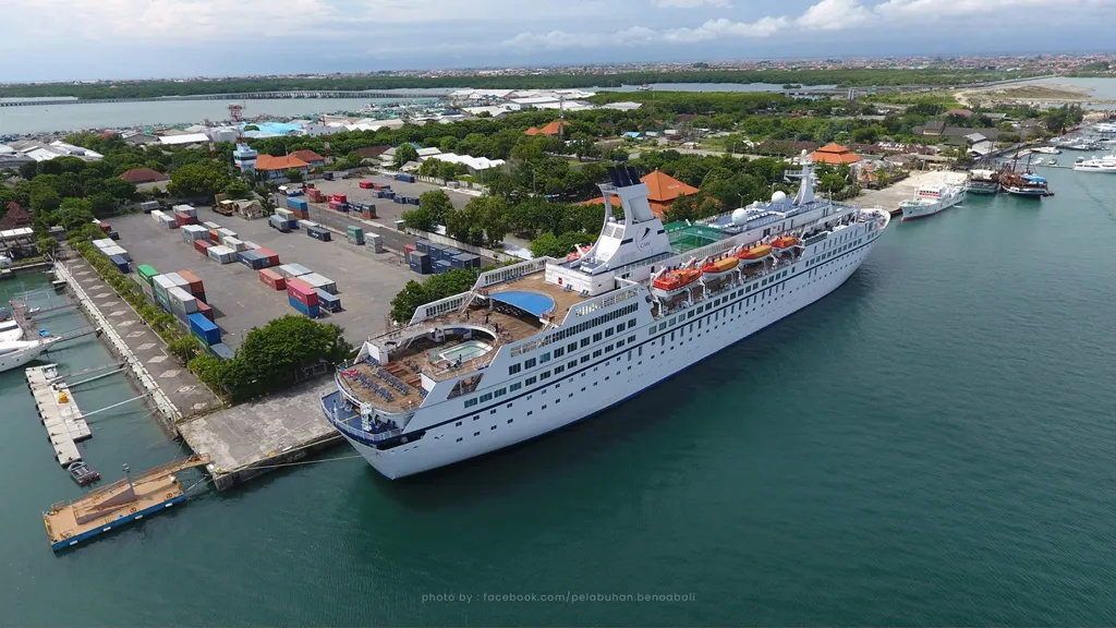 South Bali Beach, Watersport & Sunset Seafood Tour